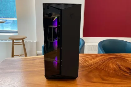 MSI Aegis ZS2 C7NVP-1435US Desktop on a table