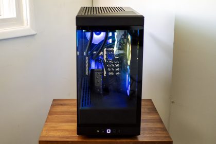 iBUYPOWER Y40 PRO Y40BA9N57T01 Desktop on a desk